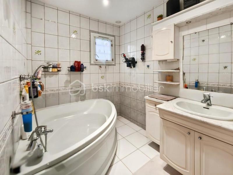 Maison - 119 m² - 6 pièces