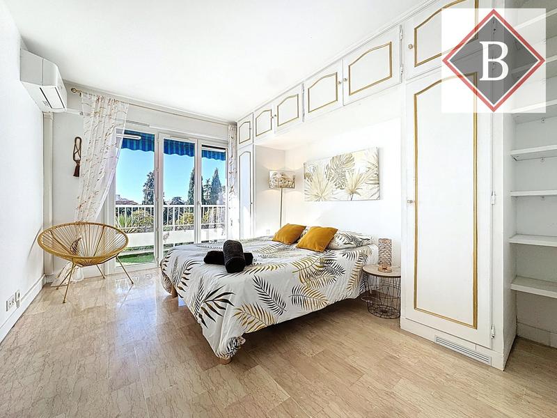 Appartement - 97 m² - 4 pièces