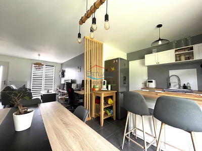 Maison - 76 m² - 4 pièces