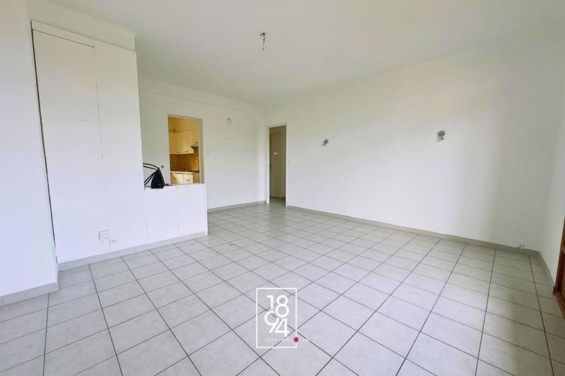 Appartement - 64 m² - 3 pièces