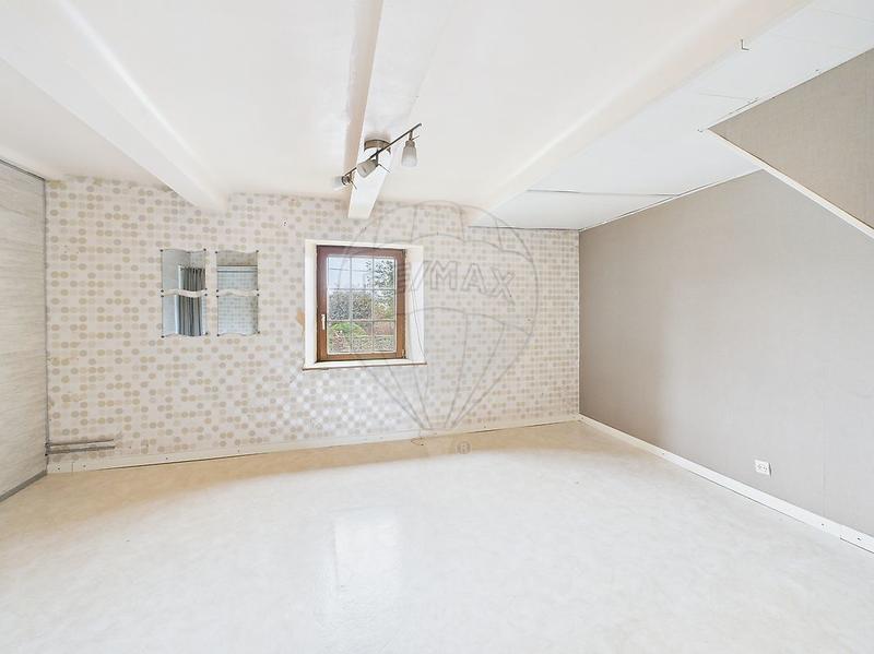 Maison - 180 m² - 8 pièces