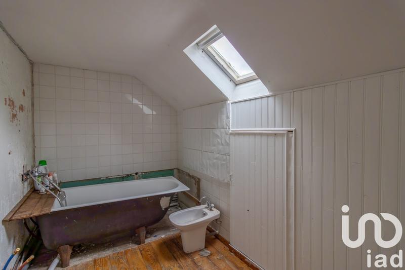 Maison - 196 m² - 10 pièces