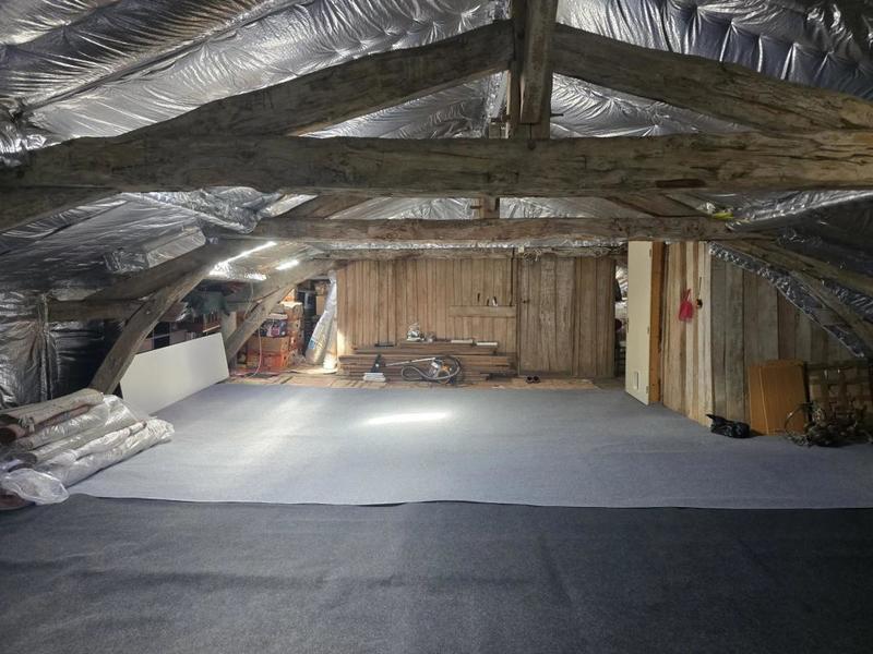 Moulin - 220 m² - 7 pièces