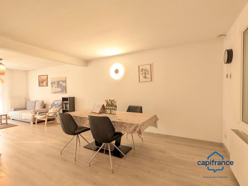 Maison - 92 m² - 4 pièces