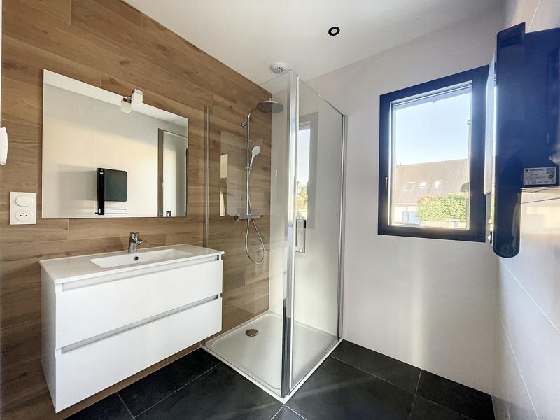 Maison contemporaine - 164 m² - 6 pièces