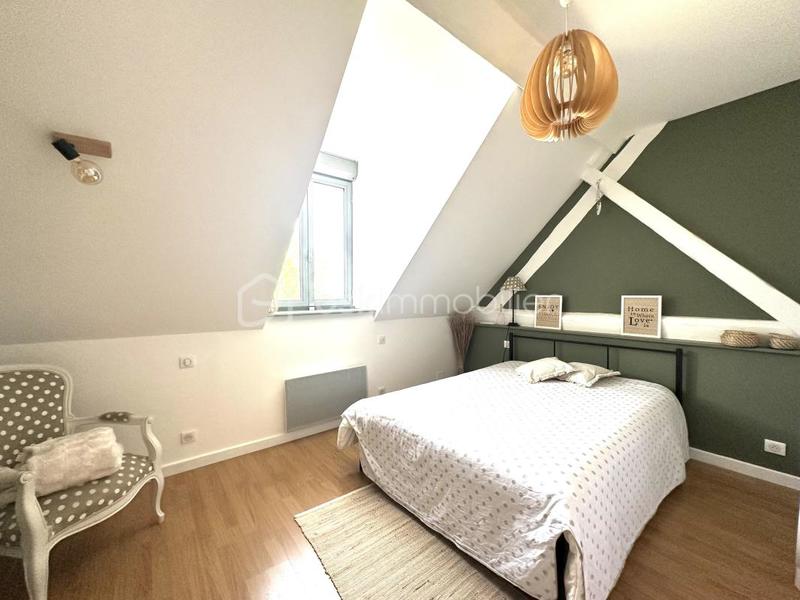 Maison - 201 m² - 6 pièces