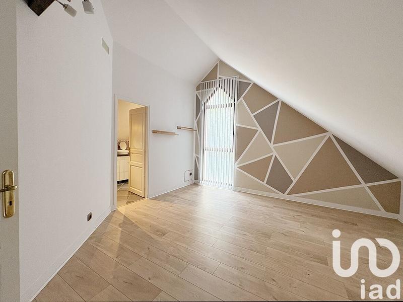 Maison - 292 m² - 7 pièces