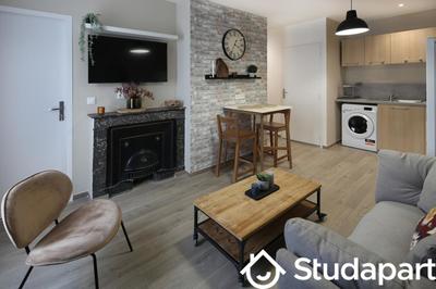 Chambre - 9 m² - 1 pièce