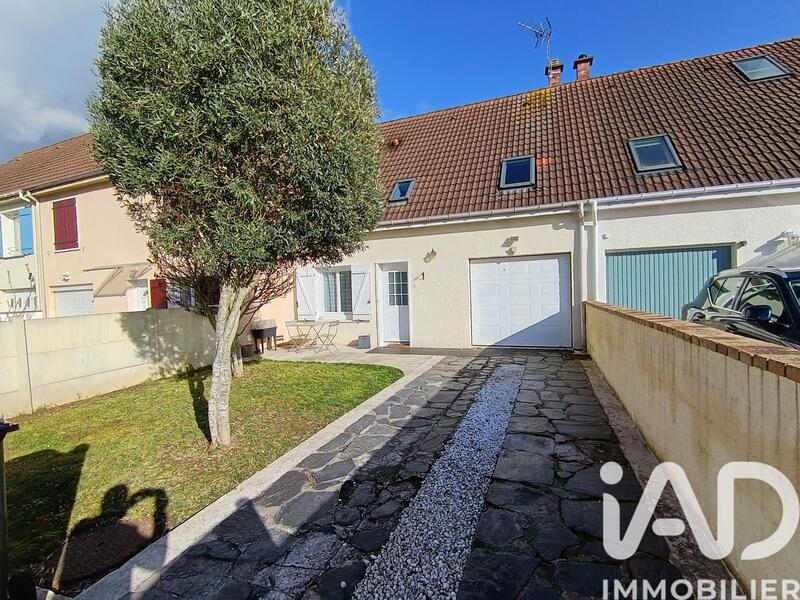 Maison - 90 m² - 4 pièces