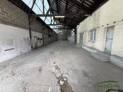 Entrepôt - 500 m²