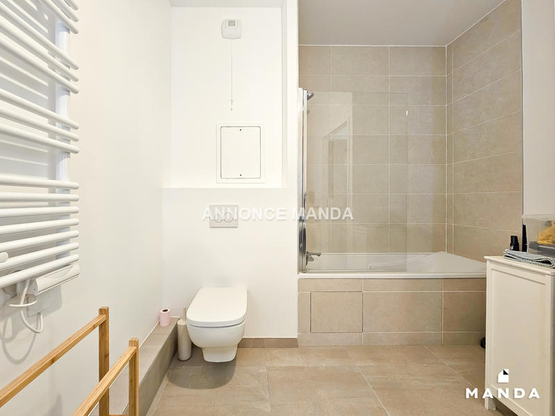 Chambre - 10 m² - 4 pièces