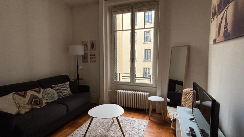Studio - 32 m² - 1 pièce