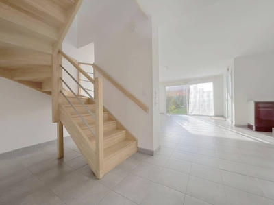 Maison - 97 m² - 5 pièces