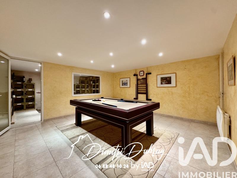 Maison - 182 m² - 6 pièces