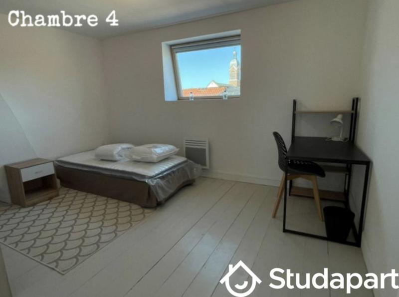 Chambre - 10 m² - 1 pièce