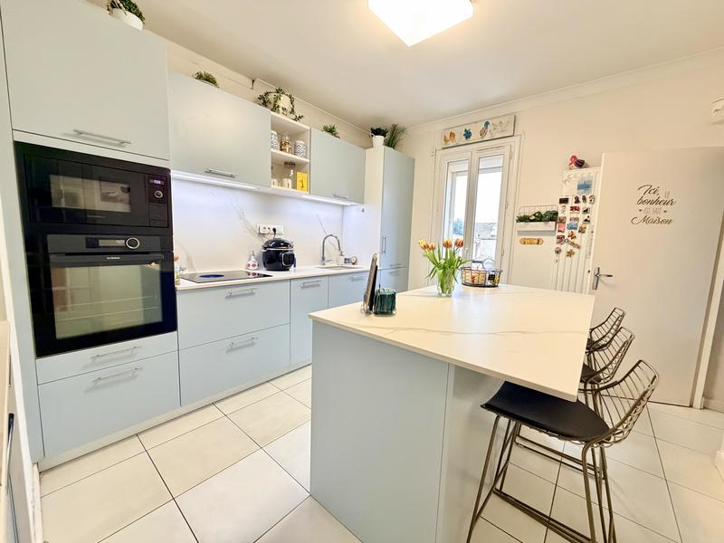 Maison - 148 m² - 6 pièces