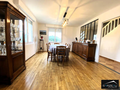 Maison - 108 m² - 8 pièces