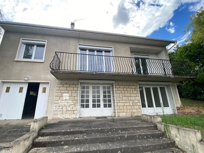 Maison - 141 m² - 8 pièces