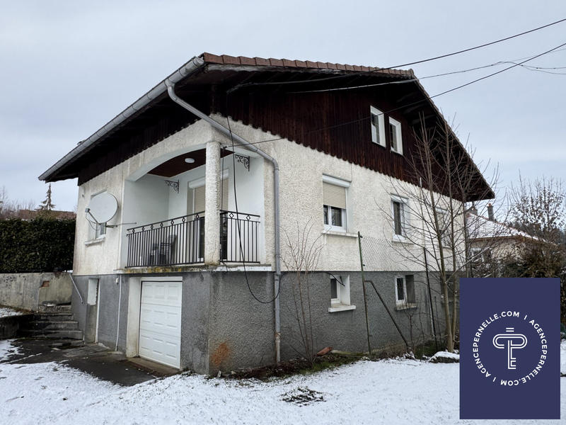 Maison - 124 m² - 8 pièces