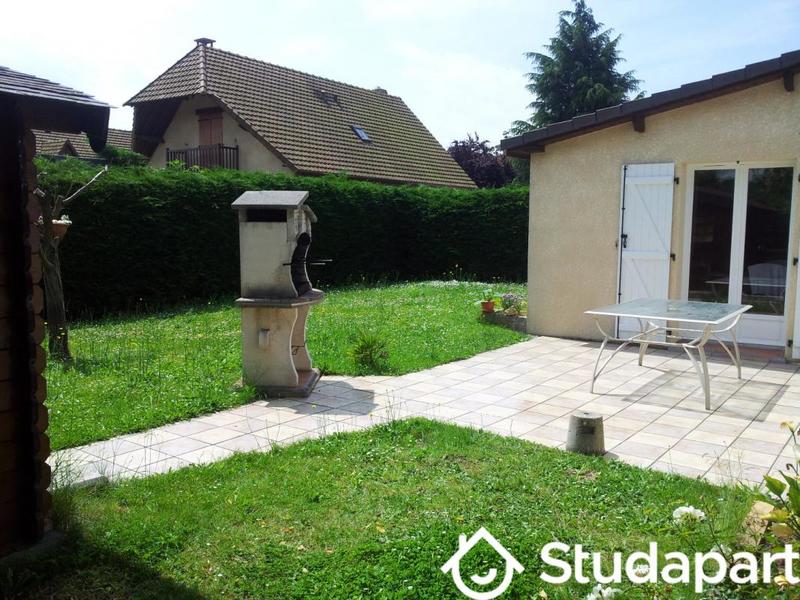 Chambre - 9 m² - 1 pièce