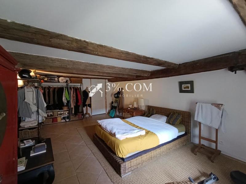 Appartement - 176 m² - 3 pièces