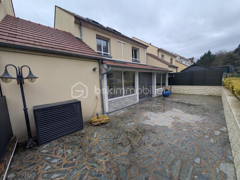 Maison - 134 m² - 6 pièces