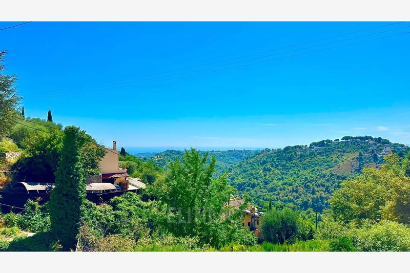 Maison - 223 m² - 6 pièces