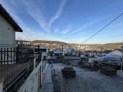 Maison traditionnelle - 83 m² - 4 pièces