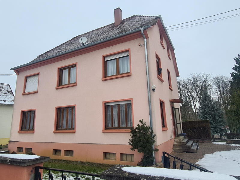 Maison - 187 m² - 8 pièces