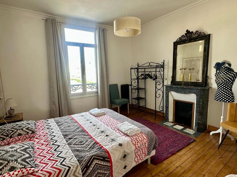 Villa - 194 m² - 8 pièces