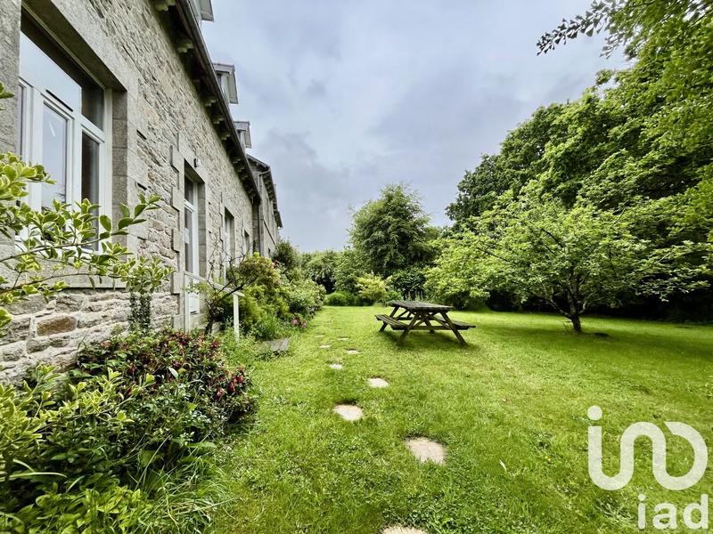 Maison - 628 m² - 18 pièces