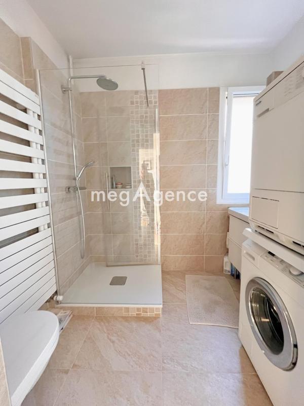 Appartement - 165 m² - 6 pièces