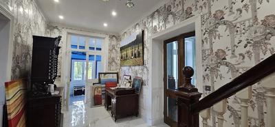 Château - 450 m² - 9 pièces