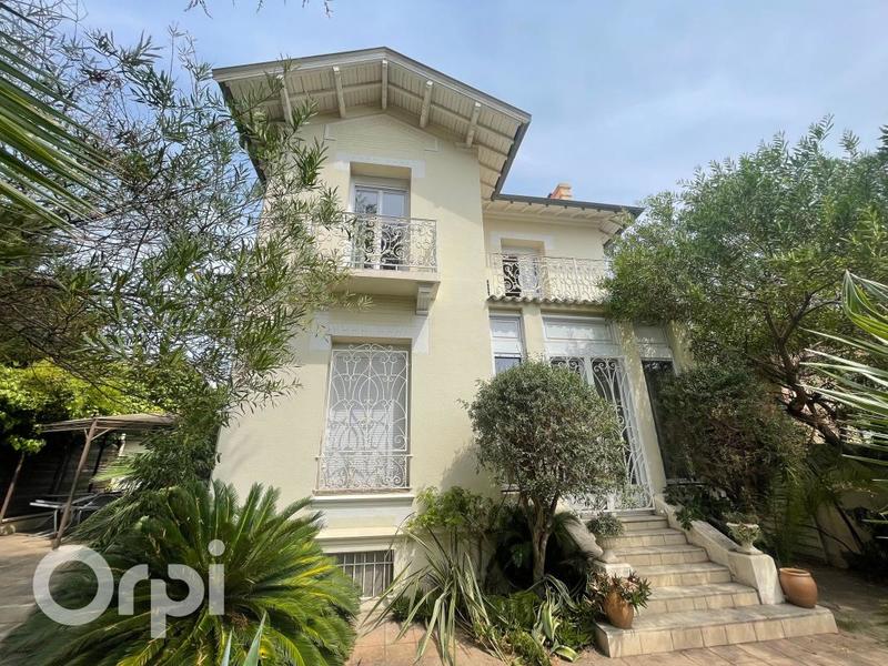 Villa - 150 m² - 3 pièces