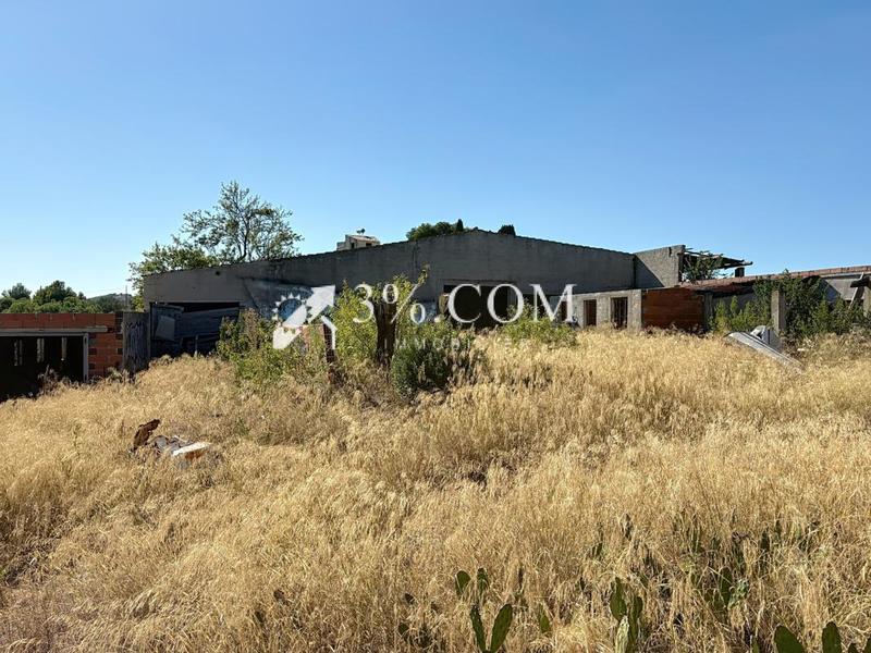 Propriété - 195 m² - 12 pièces