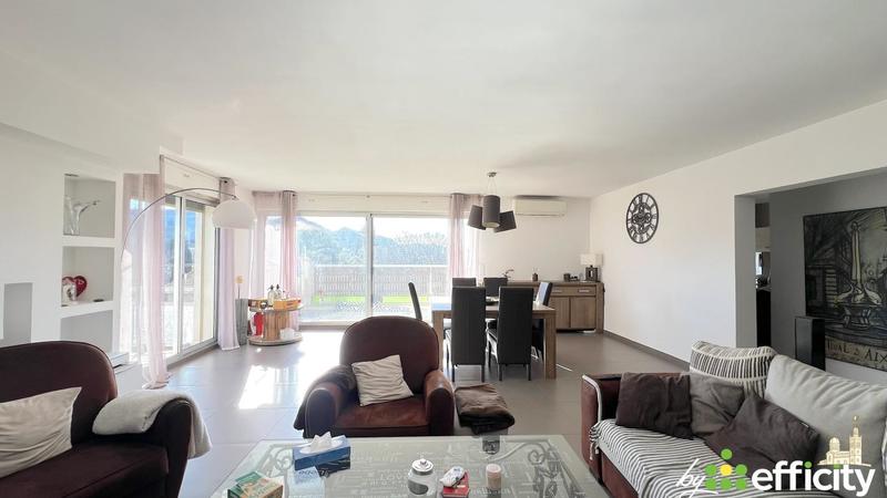 Appartement - 105 m² - 3 pièces