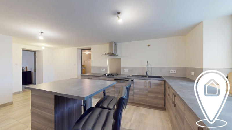 Maison - 192 m² - 7 pièces