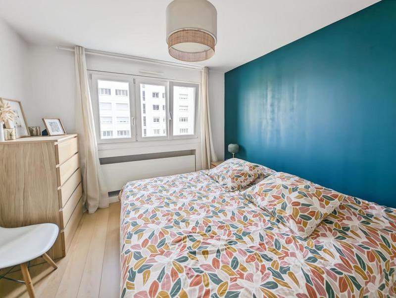 Appartement - 99 m² - 5 pièces