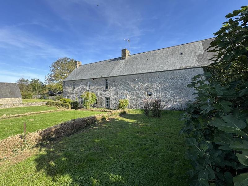 Longère - 220 m² - 8 pièces