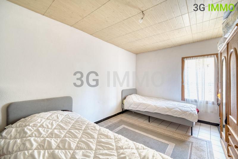 Immeuble - 246 m² - 9 pièces