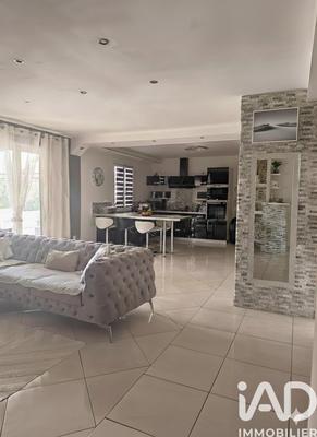 Maison - 130 m² - 7 pièces