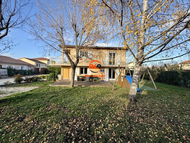 Maison - 120 m² - 5 pièces