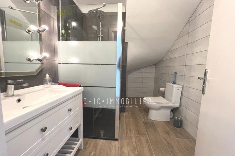 Maison - 164 m² - 6 pièces