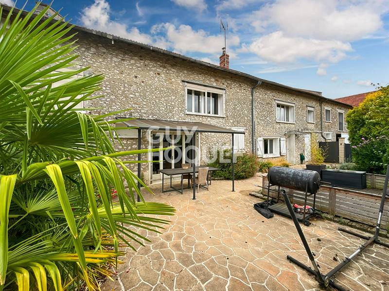 Maison - 189 m² - 7 pièces