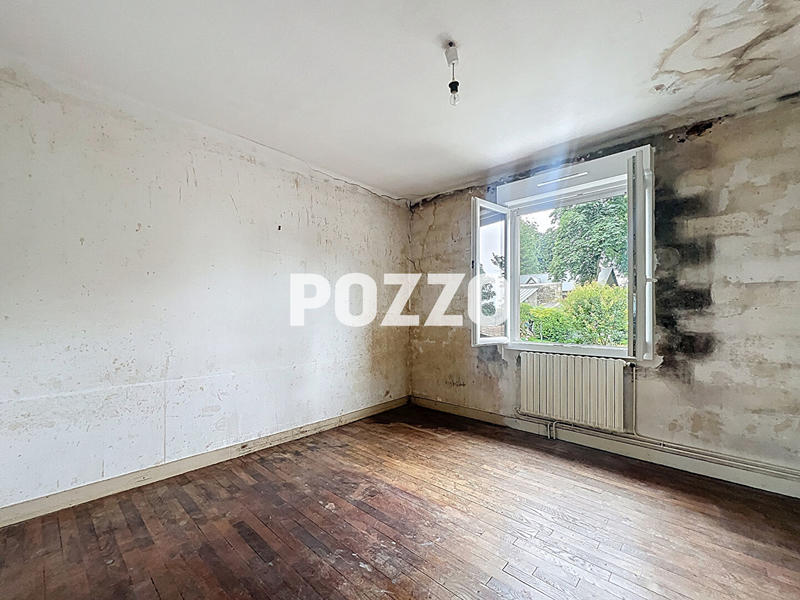 Maison - 136 m² - 9 pièces