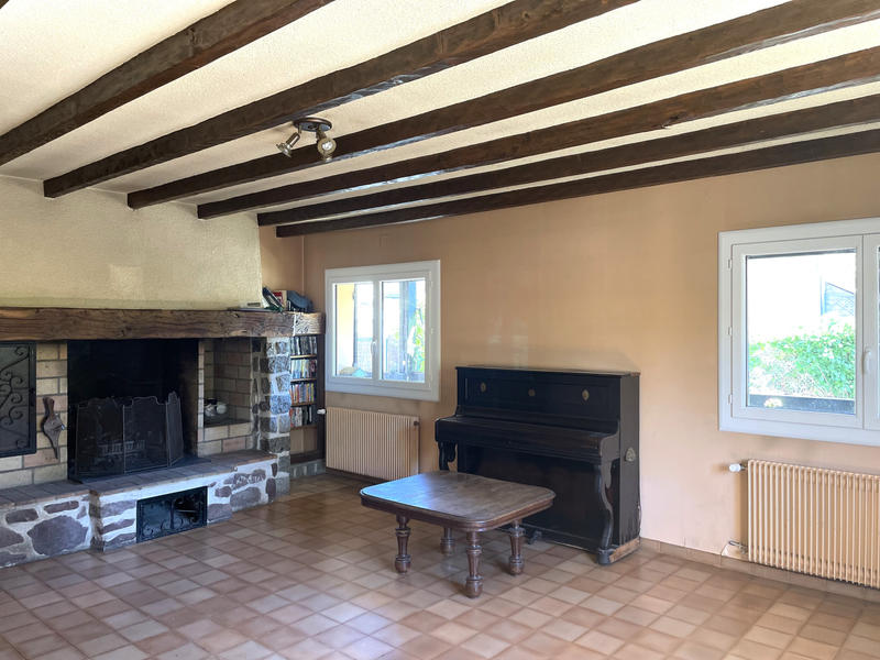 Maison - 205 m² - 9 pièces