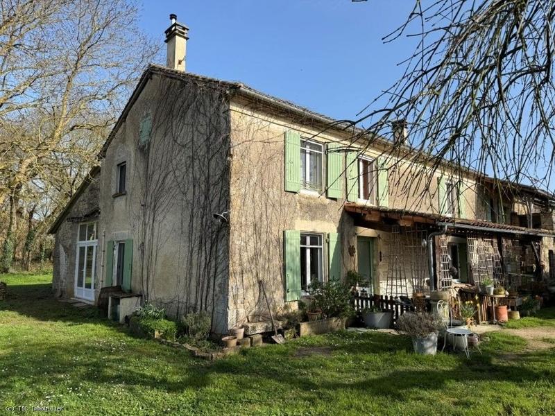 Maison - 150 m² - 5 pièces