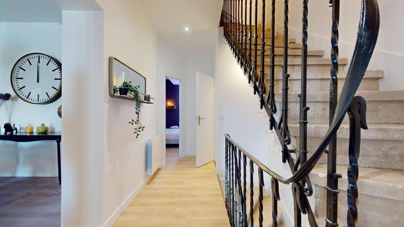 Duplex - 138 m² - 8 pièces