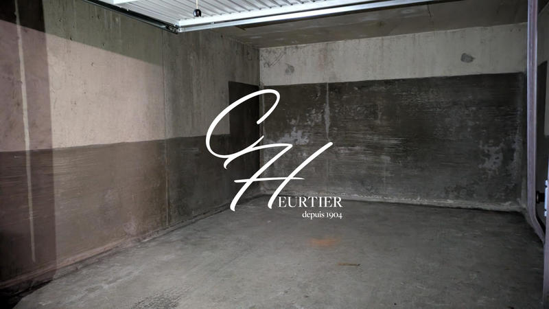 Parking / Garage - 17 m²