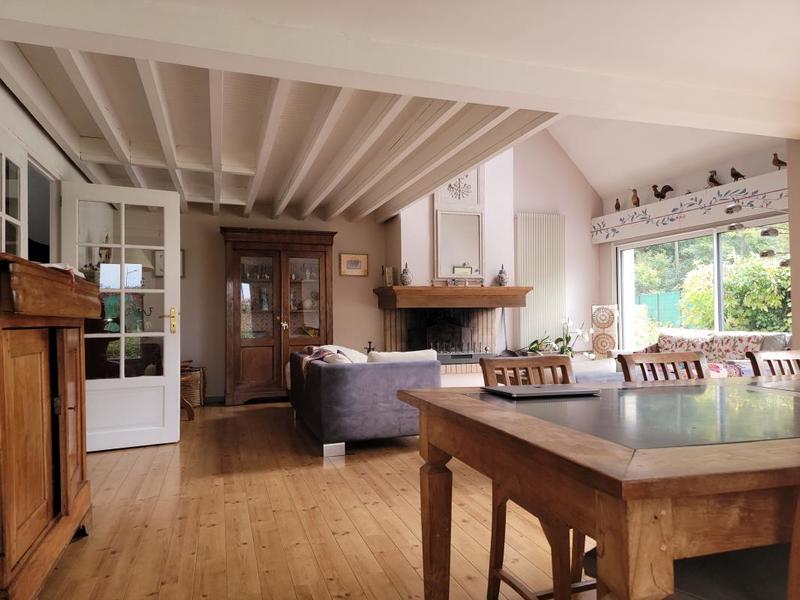 Maison - 300 m² - 6 pièces